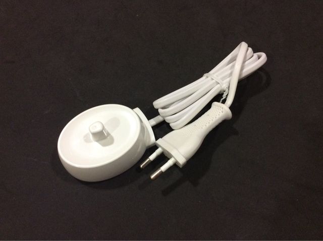 Cargador inalámbrico cepillo Oral-B nuevo 