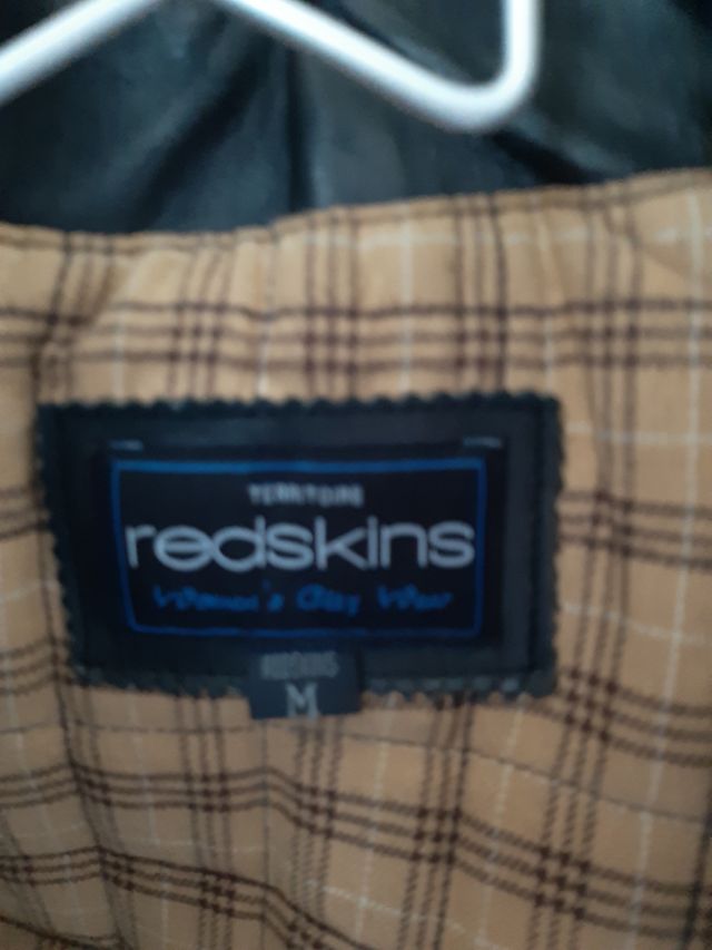 REDSKIN cazadora cuero negro.