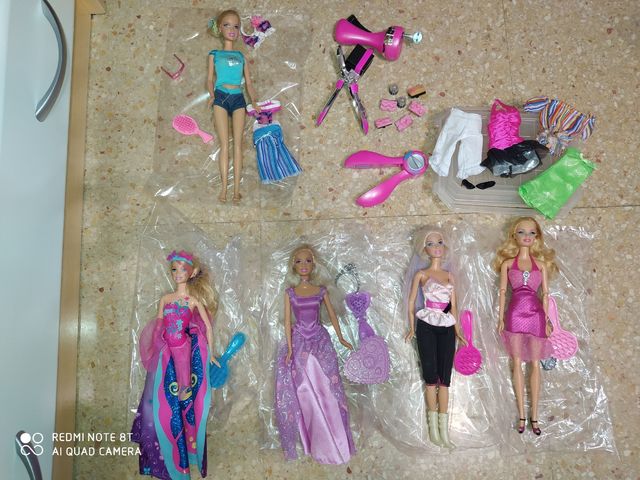 Muñecas Barbie con accesorios