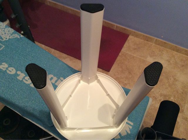 TABURETE BANQUETA TIPO SILLA.