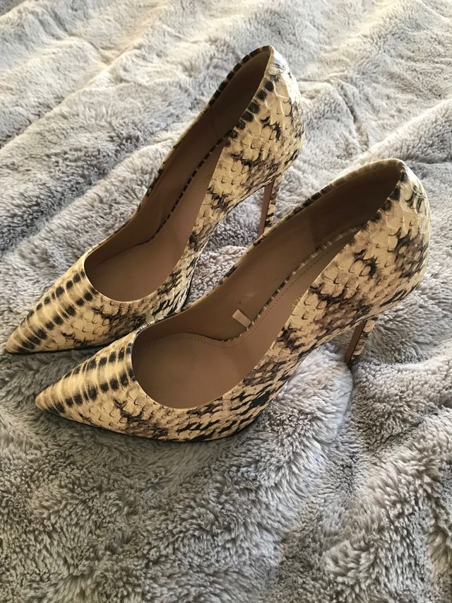 Salones de piel Uterque