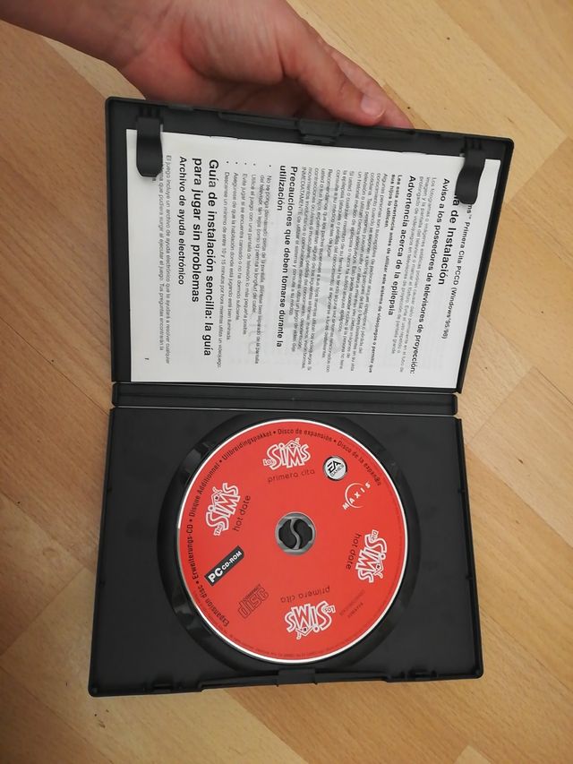 los sims primera cita