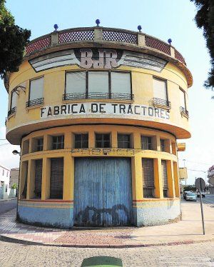 Diapositiva anuncio cine BJR 125cc.