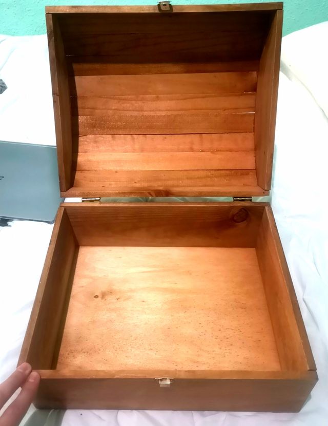 Caja storage de madera