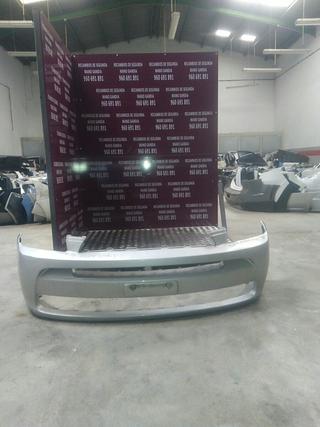 paragolpe delantero kia carens 2008