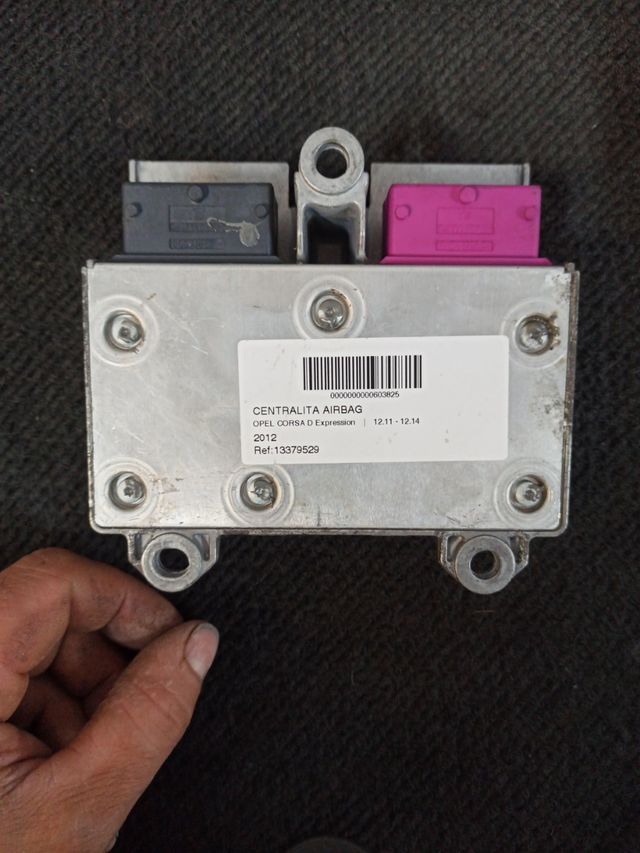 centralita de airbags Opel corsa d 13379529