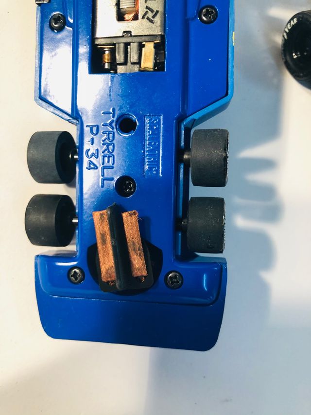 2 Scalextric SLOT TYRRELL P34 ALTAYA SCALEXTRIC.