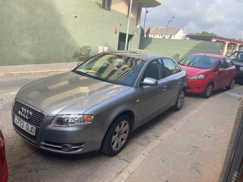 Audi A4 2006 - foto 1