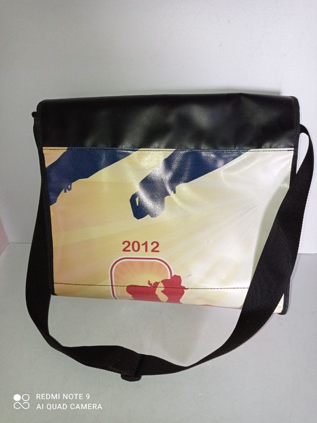 BORSA/BORSA A TRACOLLA VAHO TRASHION.