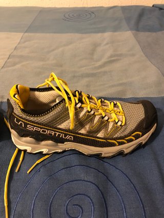 Deportivas chica La Sportiva Ultra Raptor Woman de segunda mano por 60 EUR  en Esplugues de Llobregat en WALLAPOP