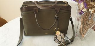Bolso maletín Parfois en Verde de segunda mano por 10 EUR en Madrid en  WALLAPOP