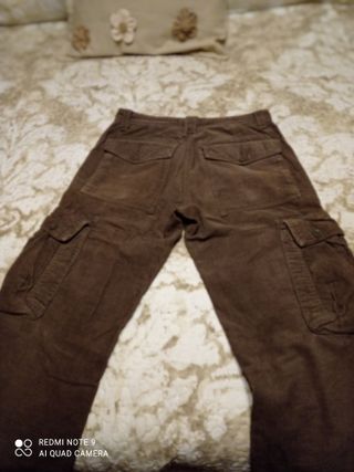 Pantalón de pana marrron, easy wear de segunda mano por 10 EUR en Mancha  Real en WALLAPOP