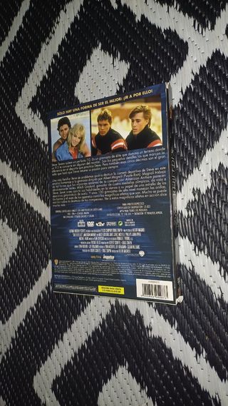 DÍAS  REBELDES  DESCATALOGADA DVD