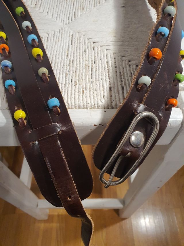 Cinturón de cuero artesanal