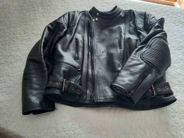 Equipación traje motorista