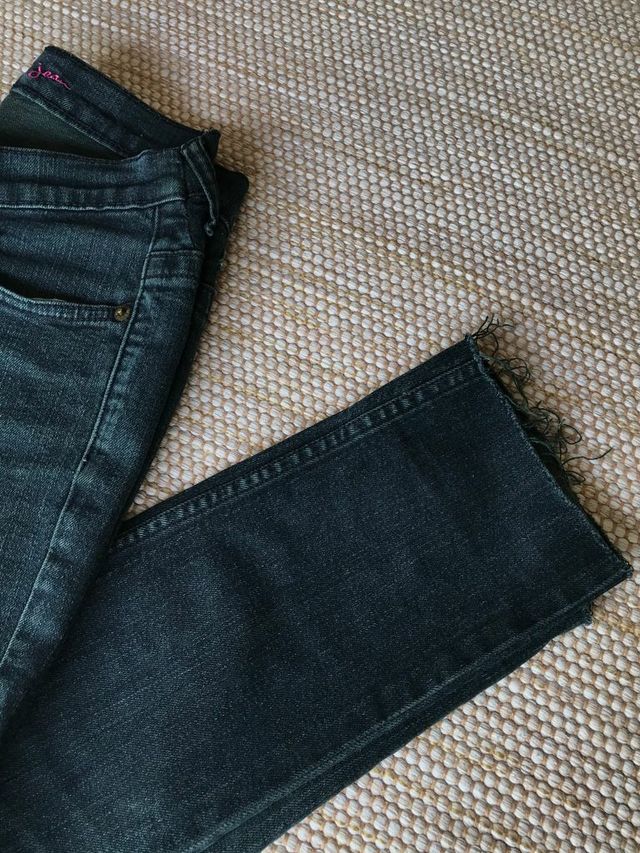 Vaqueros pitillos deflecados talla 36 DenimCo