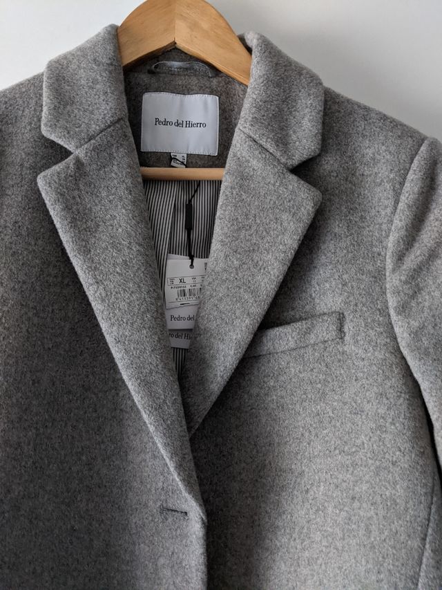 Pedro del Hierro. Abrigo mujer T. XL a estrenar