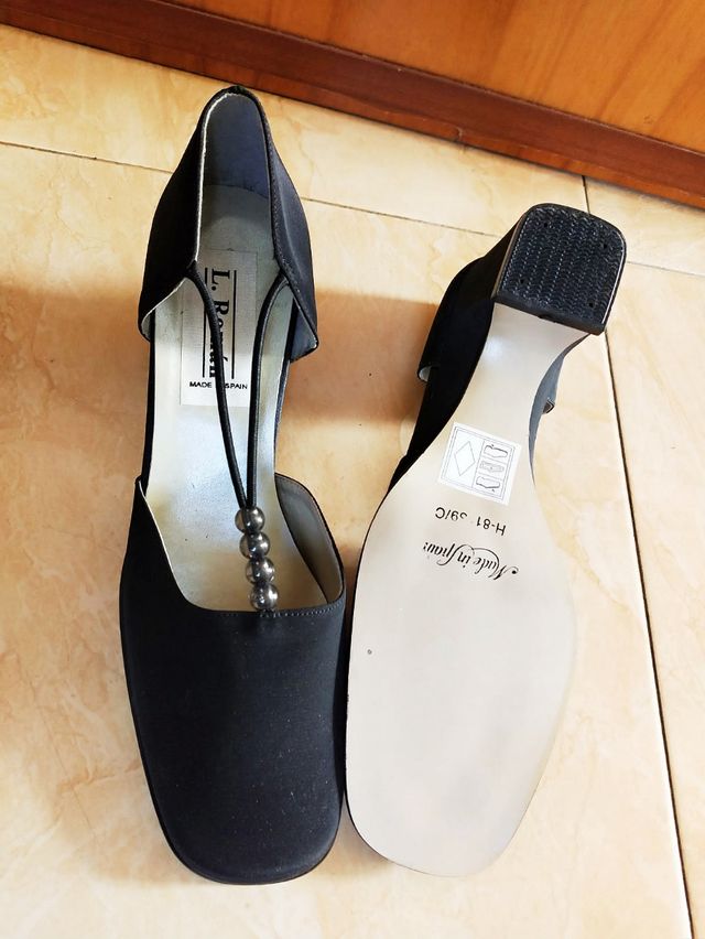 Zapatos, talla 39