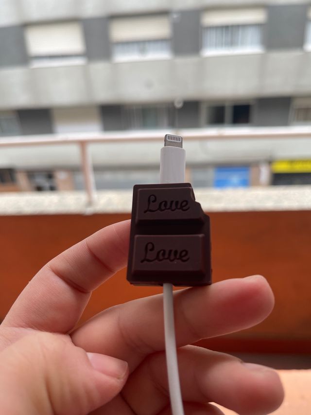 Protector de cargadores de móvil cualquier modelo