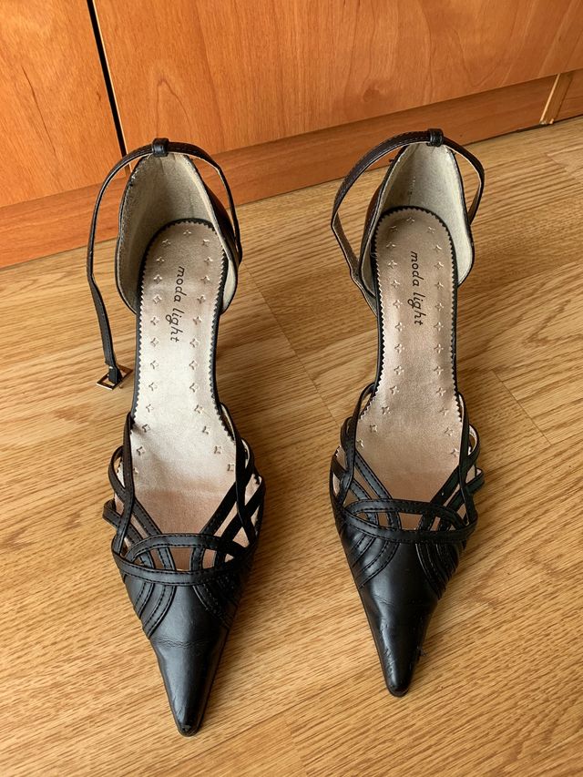 Zapatos negros tacón