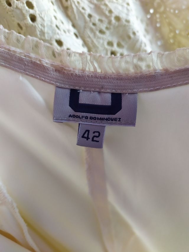 Vestido Adolfo Dominguez