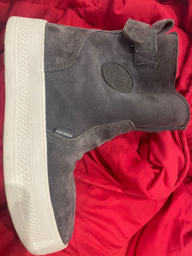 Botas palladium talla 38 de piel vacuna
