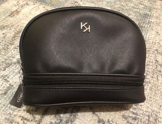 Neceser kiko milano NUEVO de segunda mano por 8 EUR en Burgos en WALLAPOP