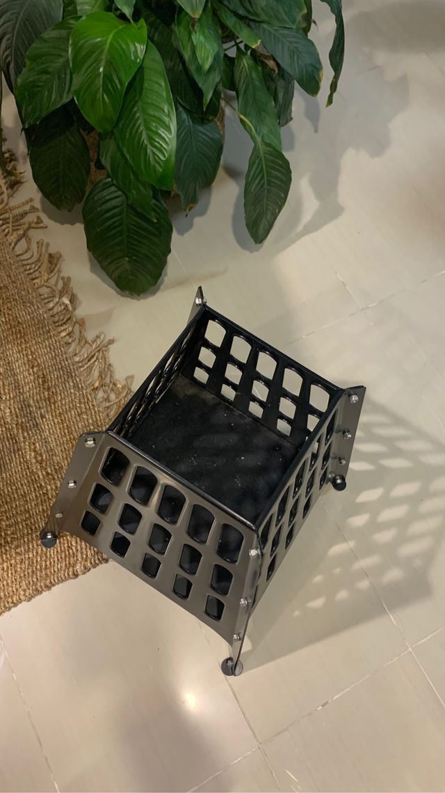 Leñera metálica, soporte de velas, decoracion