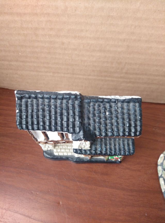 casitas de decoración con relieve