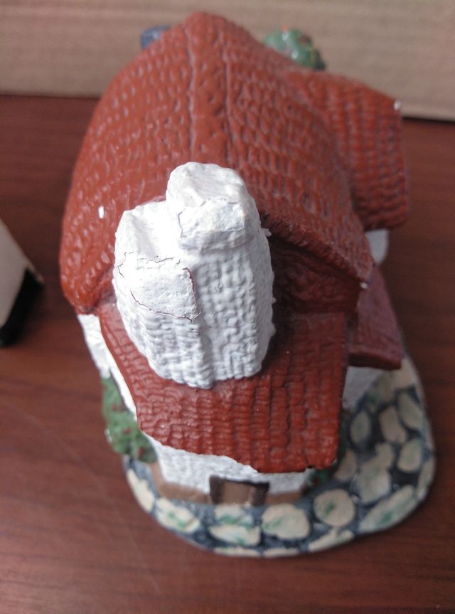 casitas de decoración con relieve