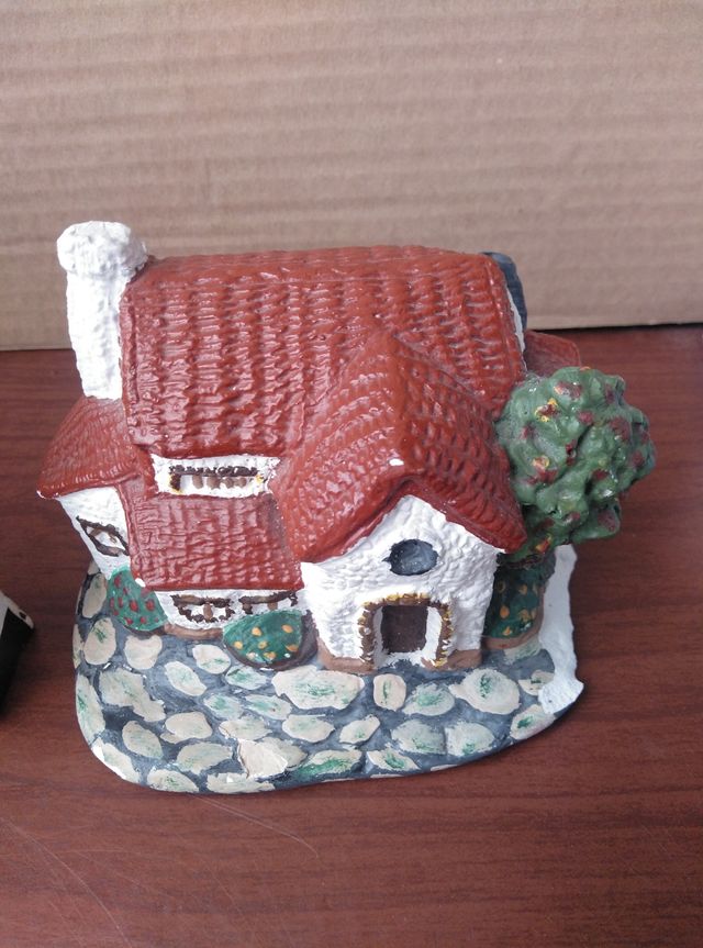 casitas de decoración con relieve