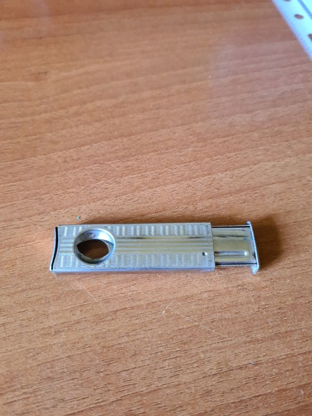 Cortacigarros antiguo