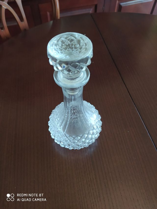 Botella de cristal d'arques Longchamp para licor