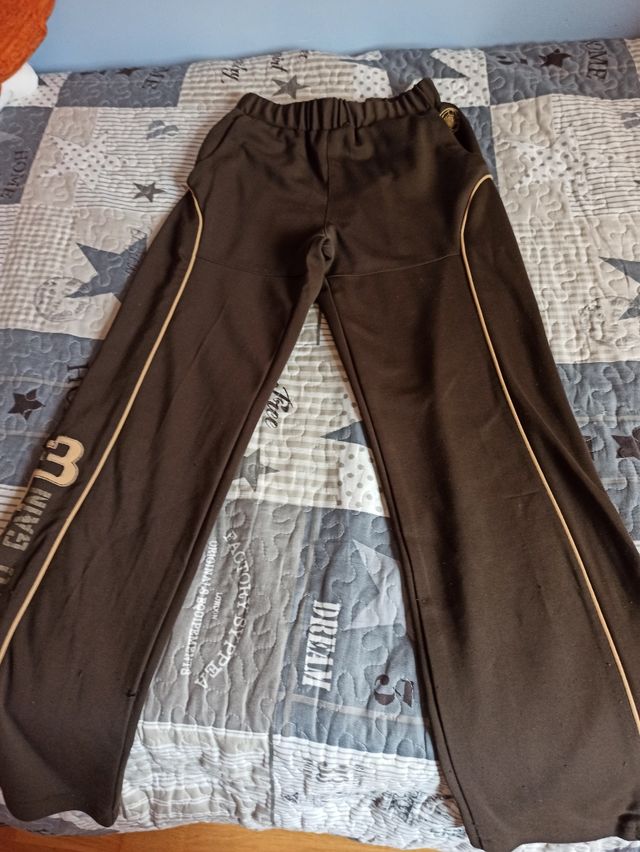 pantalón chándal chico talla 12 años