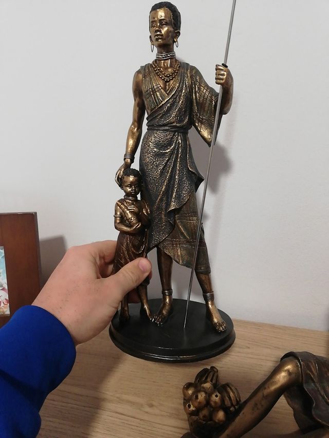 2 Bonitas Figuras Africanas 