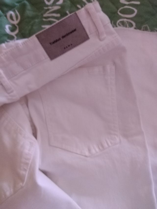 pantalón de zara