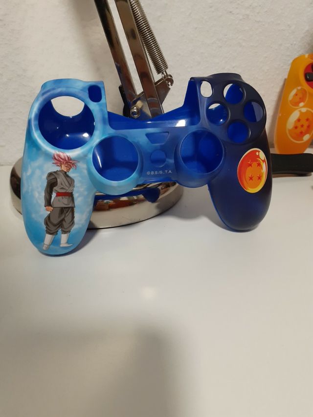 funda mando ps4 dragon ball