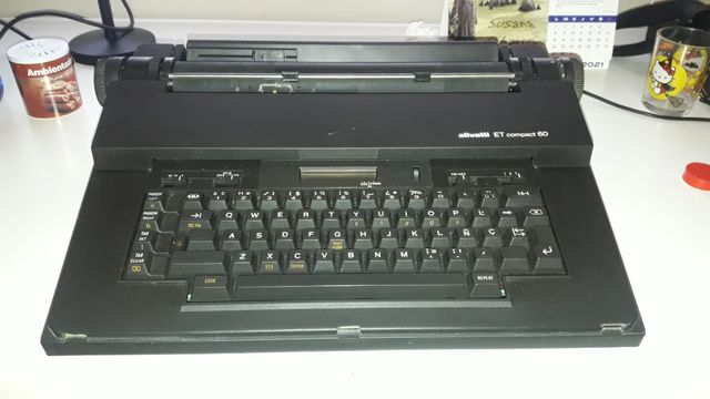 màquina de escribir elèctrica
