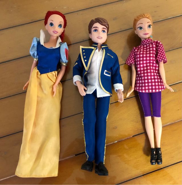 Lote dos Barbies y un ken