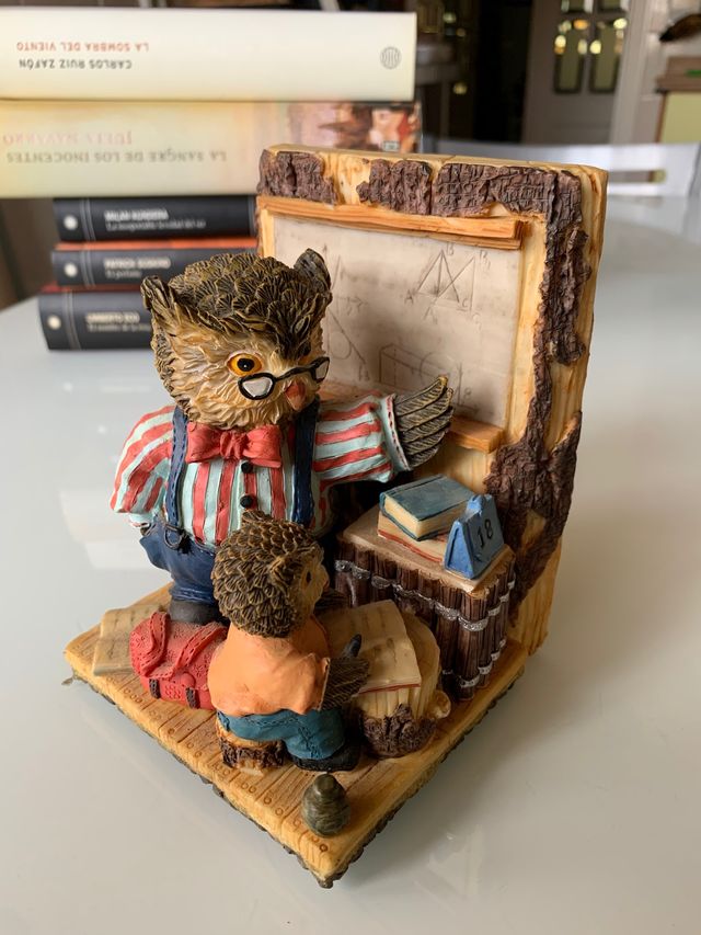 Sujetalibros Búho Profesor