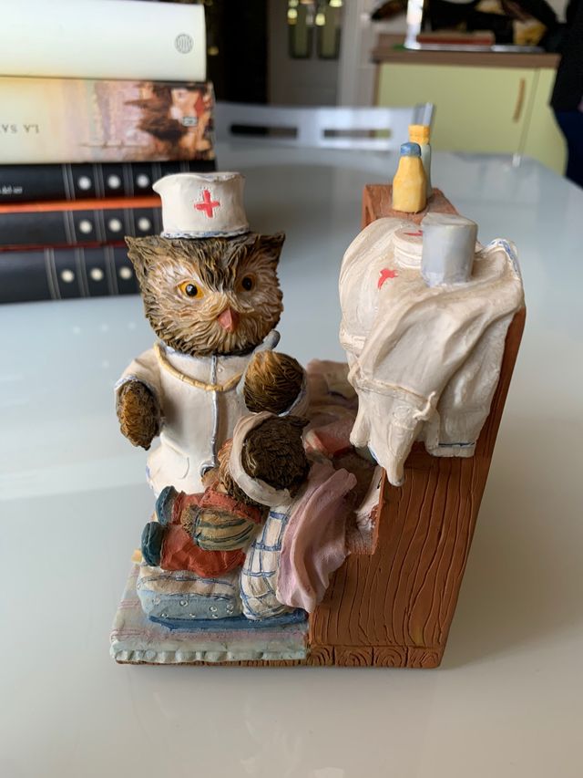 Sujetalibros Búho Enfermero