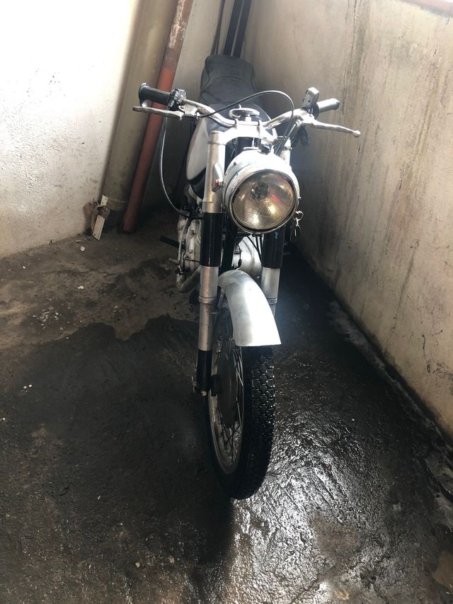 Ducati deluxe 250cc 1966