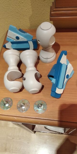 Barra para cortinas de segunda mano por 10 € en Alcalá de Henares en