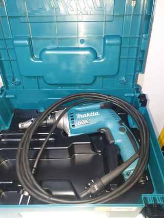 Atornillador de pladur Makita FS6300 de segunda mano por 120 EUR en  Gibraleón en WALLAPOP