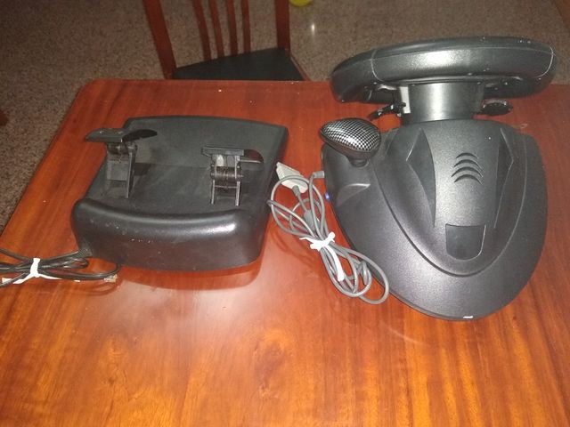 Volante con Pedales PS1 - PS2