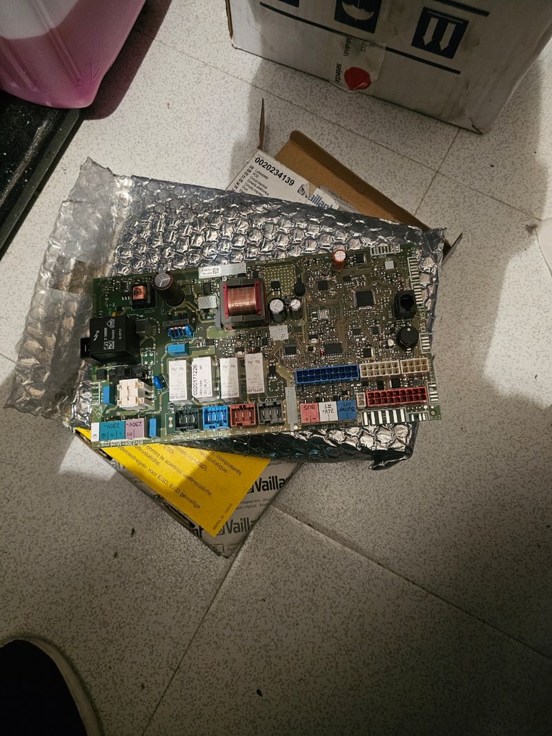 VAILLANT - Circuit imprimé Réf. 0020234139