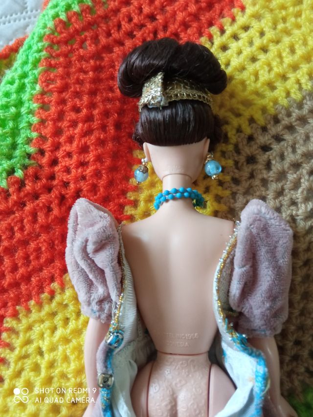 Barbie vintage french lady