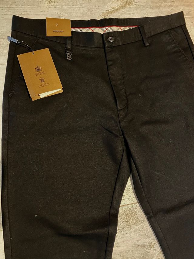 PANTALÓN THOMAS BURBERRY SIN ESTRENAR