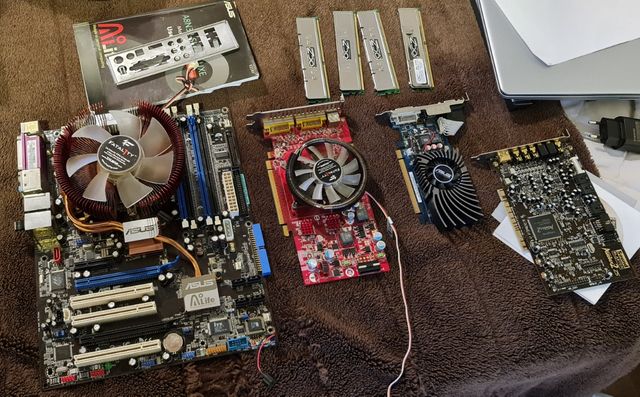 Fuente de alimentación AcBel HBC009 ATX 250w