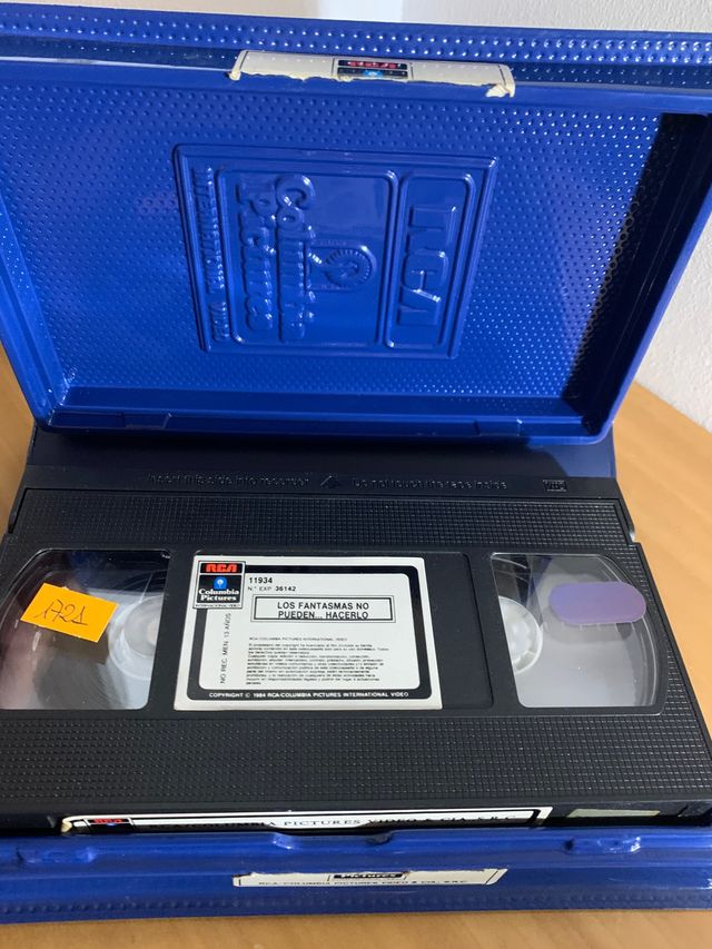 Los fantasmas no pueden... hacerlo. Película VHS